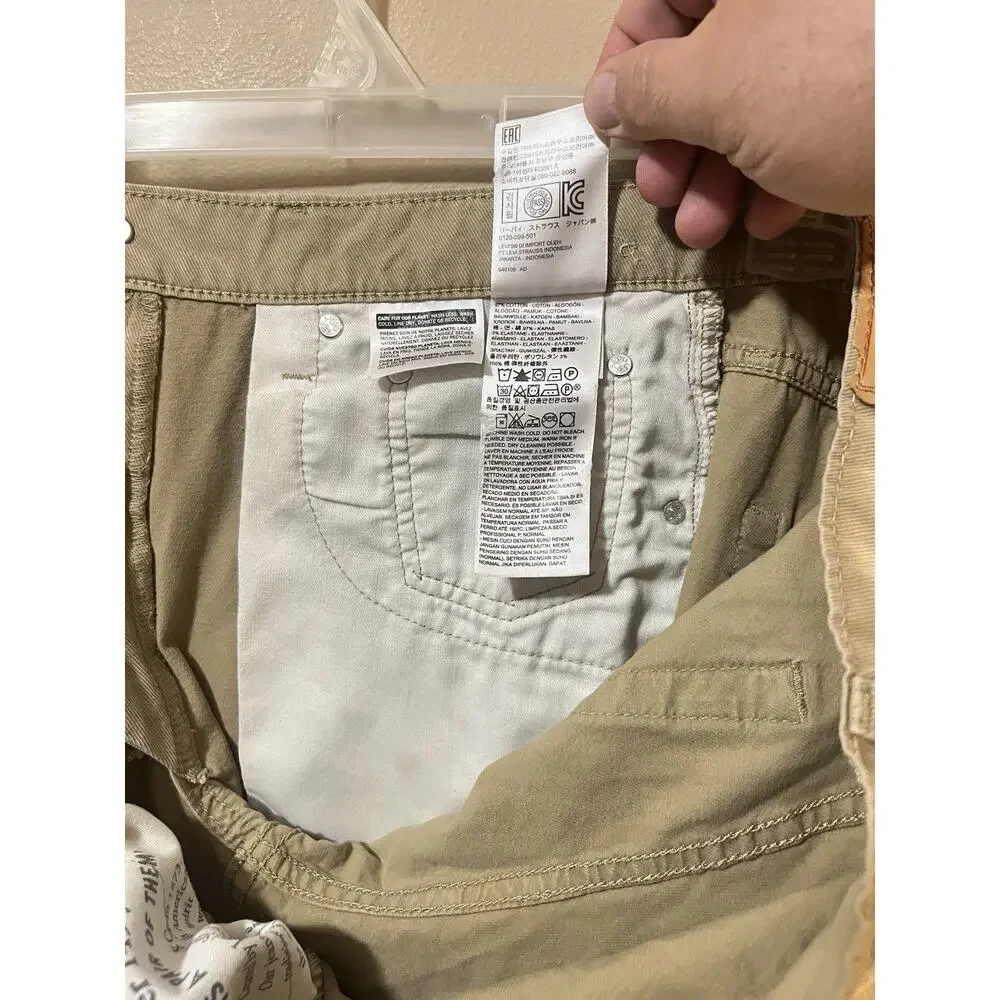 Levis 512 Slim Taper Mens W32 L32 Khaki Tan NWOT Plastic Stays Waterless Jeans